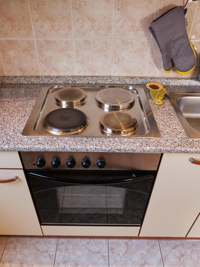 Apartman Nelamore - Krk Town, 300 Meters To The Beach Εξωτερικό φωτογραφία